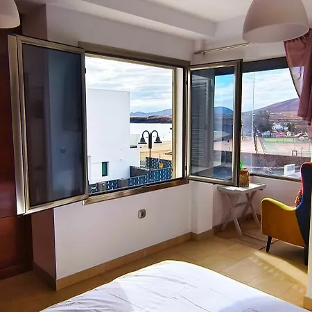 Evita Arrieta Feriehus Haría