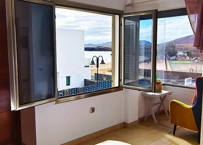 Evita Arrieta Feriehus Haría